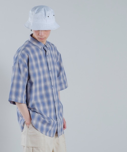 improves（インプローブス）の「ワンポイント 刺しゅう 半袖 レギュラーカラー チェックシャツ（シャツ/ブラウス・メンズ・ブルー/オレンジ/グリーン・LARGE/MEDIUM）」の10枚目の写真