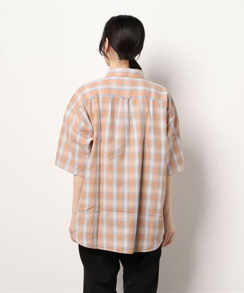 improves（インプローブス）の「ワンポイント 刺しゅう 半袖 レギュラーカラー チェックシャツ（シャツ/ブラウス・メンズ・ブルー/オレンジ/グリーン・LARGE/MEDIUM）」の21枚目の写真