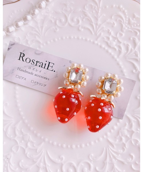 tone(トーン)の「【RosraiE】ストロベリー パール&ビジュー ピアス(MA)(ピアス(両耳用)・レディース・ゴールド・FREE)」の2枚目の写真