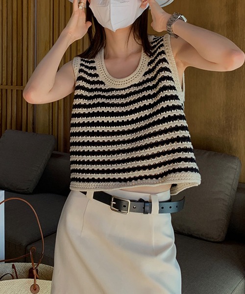 VitaFelice（ヴィータフェリーチェ）の「パンチングボーダーショート丈ベスト（ベスト・レディース・ブラック/ベージュ/ホワイト・FREE）」の8枚目の写真