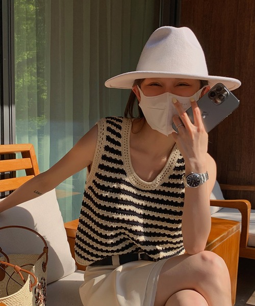 VitaFelice（ヴィータフェリーチェ）の「パンチングボーダーショート丈ベスト（ベスト・レディース・ブラック/ベージュ/ホワイト・FREE）」の10枚目の写真