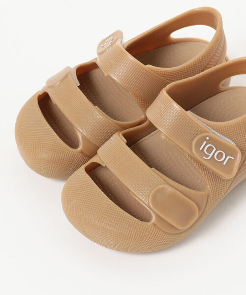 こども ビームス（コドモビームス）の「igor / BONDI SOLID サンダル 22（10.5～16cm）（サンダル・キッズ・レッド系その他4/インディゴブルー/ブラウン系その他3/グレー/オフホワイト/ピンク・15cm/16cm/13cm/14cm/12cm/14.5㎝/12.5cm/11cm/10.5cm）」の13枚目の写真