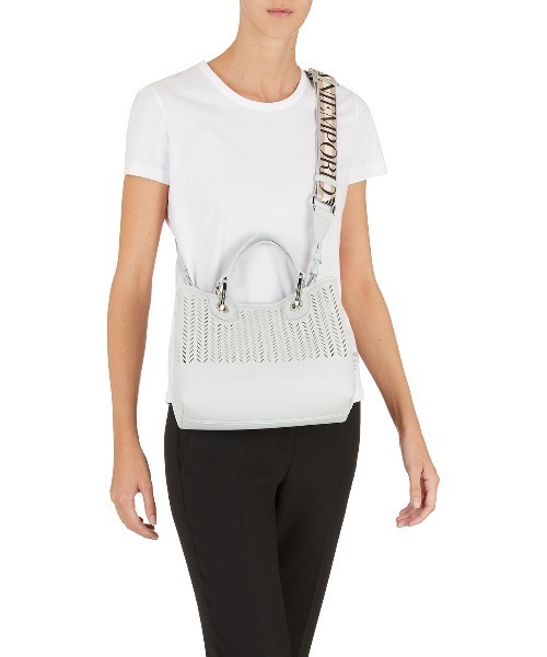 EMPORIO ARMANI（エンポリオアルマーニ）の「【エンポリオ アルマーニ】MyEA スモール パーフォレーション シェブロンモチーフ（ショルダーバッグ・レディース・オフホワイト/ライトピンク・FREE）」の9枚目の写真