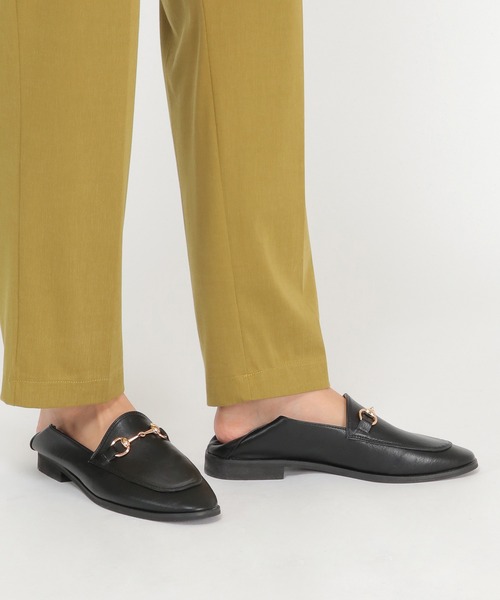 ikka(イッカ)の「ビット付きバブーシュローファー(ローファー・レディース・ベージュ/ブラック・L/M)」の16枚目の写真