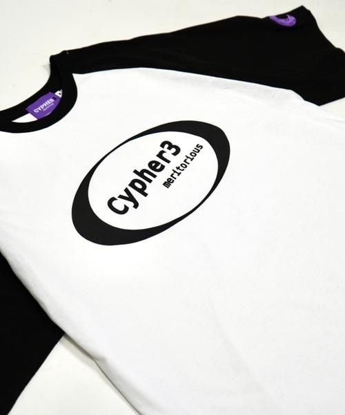 CYPHER3（サイファーサム）の「【CYPHER3】グラフィック 刺繍ロゴ プリントTシャツ（Tシャツ/カットソー・メンズ・ホワイト/チャコールグレー/ブラック/パープル/グレー/ラベンダー/ホワイト系その他/ブラック系その他/ホワイト系その他2・MEDIUM/LARGE）」の11枚目の写真