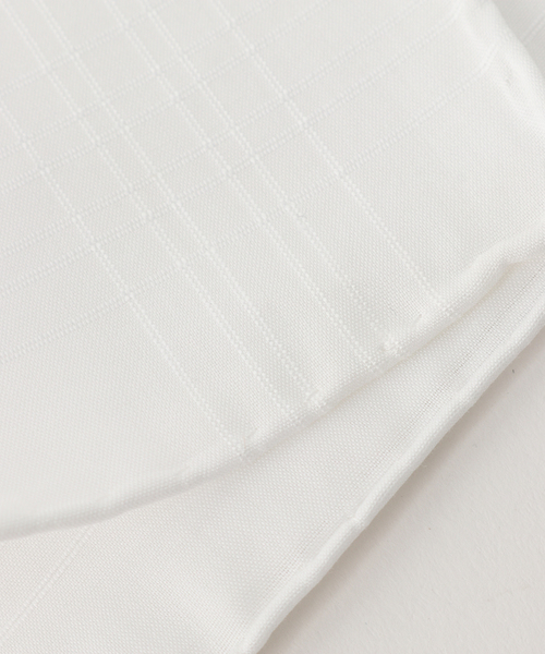 EDIFICE（エディフィス）の「【SIMONNOT GODARD / シモノゴダール】カルロリーバ パイピングチーフ（ストール/ショール・メンズ・ホワイト/ベージュ/ネイビー・FREE）」の6枚目の写真