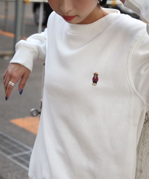 ZIP FIVE(ジップファイブ)の「【ZIP FIVE】 アソート 長袖 スウェット トレーナー 無地 / アニマル / 猫 / ロゴ 刺繍 / 白 / グレー(スウェット・レディース・カーキ系/ブルー系2/アイボリー系/杢グレー/グレー系1/ホワイト/アイボリー系1/ブラック系/グリーン系2/ブラウン/ブラウン系1/チャコール/グレー系その他3/ベージュ系/アイボリー/ネイビー系1/ブラック系2/ダークグリーン系/ダークグリーン系1/パープル系2/ブラック系3/オートミール/ベージュ系1/ホワイト系/グレー系2/カーキ系1/ブルー系1/グレー系その他/ブラック/ベージュ/ネイビー系2/ブルー系/ダークグリーン/ホワイト系2/ネイビー/ロイヤルブルー/カーキ系2/ホワイト系3/ブラウン系/アイボリー系2/ネイビー系/カーキ/グレー系その他2/ブラック系1/ブラウン系2/ダークグリーン系2/ベージュ系2/グレー系/ホワイト系1/ホワイト系その他/ダークグリーン系3/グレー系3/グレー系4/アイボリー系3/ネイビー系3/ホワイト系5/ブラック系4/ベージュ系3/ホワイト系4/ホワイト系6/ブルー系5/ブラック系5/グレー系5/ブルー系4/ブルー系3・LARGE/MEDIUM/X-LARGE)」の4枚目の写真