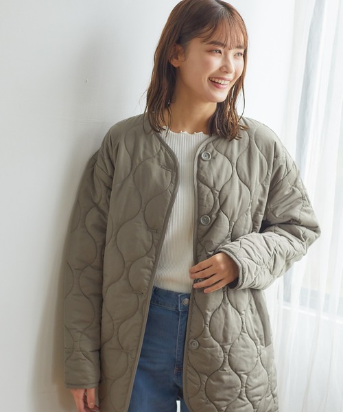 Honeys(ハニーズ)の「メロー使いトップス(Tシャツ/カットソー・レディース・ライム/オレンジ/ブラック/アイボリー/グレイッシュベージュ・S/LL/L/M)」の19枚目の写真