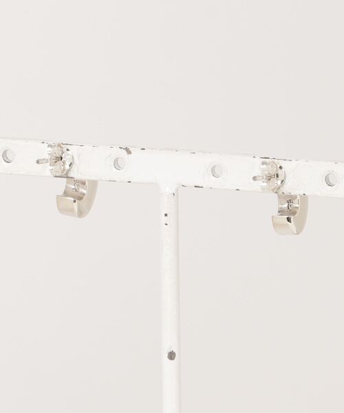 TONE SELECT GOODS（トーンセレクトグッズ）の「【925 SILVER ACC】ハーフパイプピアスSV925(OG)（ピアス（両耳用）・レディース・シルバー・FREE）」の2枚目の写真