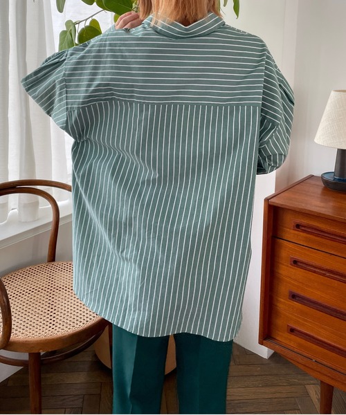 LOWRYS FARM(ローリーズファーム)の「ストライプシャツ 166616(シャツ/ブラウス・レディース・ピンク/グリーン/ブルー・FREE)」の14枚目の写真
