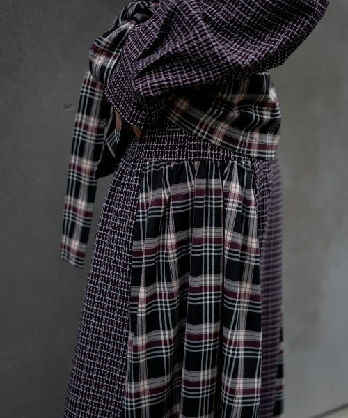 AULA AILA（アウラアイラ）の「AULA AILA/アウラアイラ/別注チェックコンビスカート（スカート・レディース・ブラック/ネイビー・1/0）」の5枚目の写真