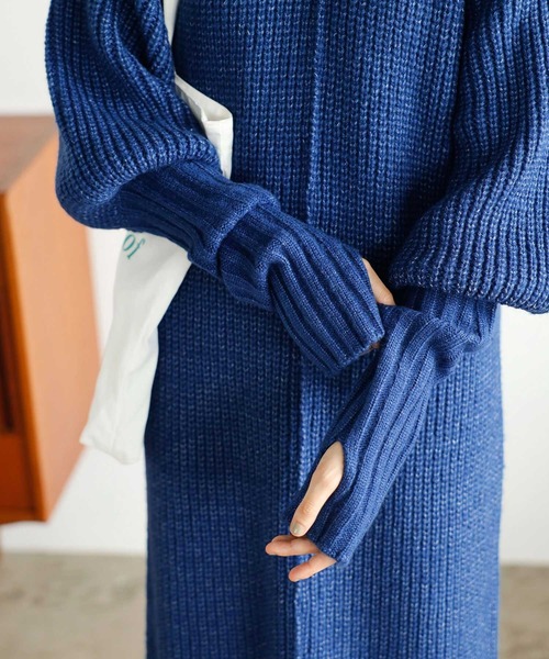 GeeRA(ジーラ)の「フィンガーホールデザインニットワンピース(ワンピース・レディース・アイボリー/ダークブルー/チャコール/ブラック/グレー・SMALL/MEDIUM/LARGE/X-LARGE)」の15枚目の写真