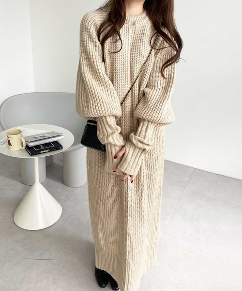 GeeRA(ジーラ)の「フィンガーホールデザインニットワンピース(ワンピース・レディース・アイボリー/ダークブルー/チャコール/ブラック/グレー・SMALL/MEDIUM/LARGE/X-LARGE)」の19枚目の写真