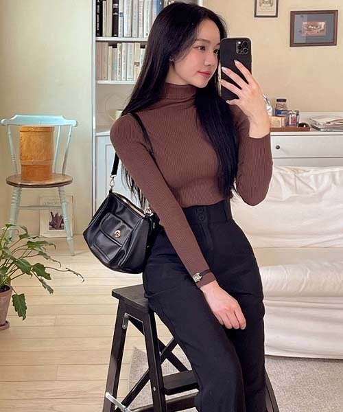 SONA（ソナ）の「SONYUNARA 体型カバーツーボタンストレートスラックス（スラックス・レディース・ブラック/ブラック系その他・SMALL/MEDIUM/S/M）」の12枚目の写真
