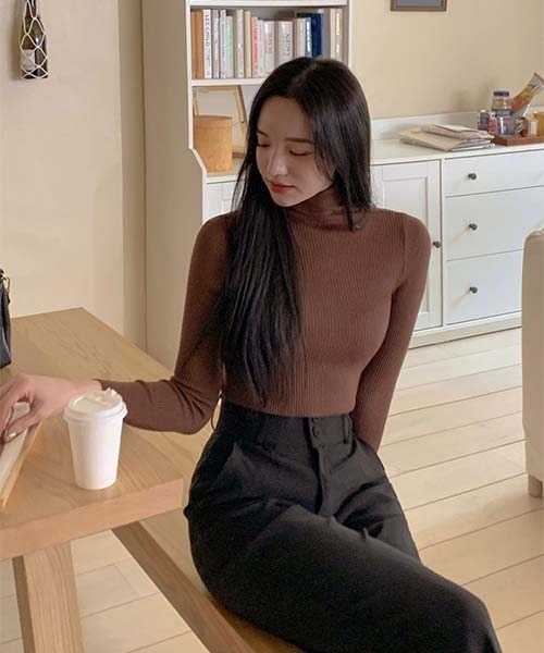 SONA（ソナ）の「SONYUNARA 体型カバーツーボタンストレートスラックス（スラックス・レディース・ブラック/ブラック系その他・SMALL/MEDIUM/S/M）」の11枚目の写真