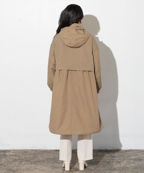 EUCLAID（エウクレイド）の「中わたフードロングコート（その他アウター・レディース・ブラック/オフホワイト/ベージュ・38）」の15枚目の写真