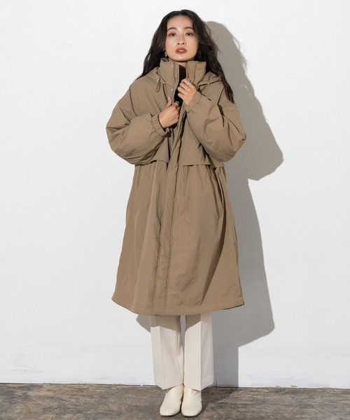 EUCLAID（エウクレイド）の「中わたフードロングコート（その他アウター・レディース・ブラック/オフホワイト/ベージュ・38）」の4枚目の写真