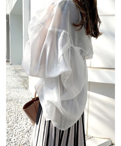 MERCURYDUO（マーキュリーデュオ）の「バックタックスキッパーシアーシャツ（シャツ/ブラウス・レディース・オフホワイト/ピンク/ベージュ/ミント/ライトブルー・FREE）」の7枚目の写真