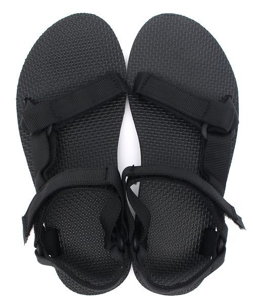 Teva（テバ）の「Tevaオリジナルユニバーサル/BCTeva ORG UNIVERSAL（サンダル・レディース・ブラック/ライトグレー/その他1・23cm/22cm）」の11枚目の写真