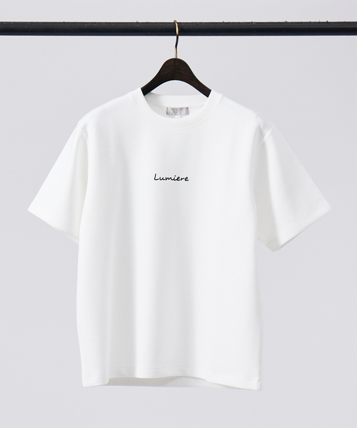 ABAHOUSE GRAY（アバハウスグレイ）の「【Lumiere】シルキー ダンボール ロゴ 半袖Tシャツ（Tシャツ/カットソー・メンズ・グレイッシュベージュ/チャコールグレー/グレイッシュブルー/ホワイト/グリーン/ダークグリーン/スモークピンク/ネイビー・46/48）」の2枚目の写真