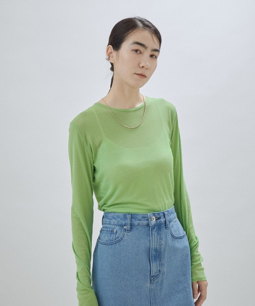 SALON adam et rope'（サロン アダム エ ロペ）の「シアークルーネックプルオーバー（Tシャツ/カットソー・レディース・ライトグレー/ブラック/ホワイト/グリーン・FREE）」の4枚目の写真