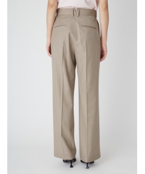 Mila Owen（ミラオーウェン）の「SET UPタックストレートパンツ（その他パンツ・レディース・ブラック/グレー/ベージュ・0/1）」の17枚目の写真