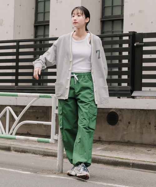 Levi's（リーバイス）の「Levi's/リーバイス GOLD TAB(TM) カーゴ ポケット ナイロンパンツ グリーン EDEN（カーゴパンツ・レディース・グリーン・S/XS/M）」の9枚目の写真