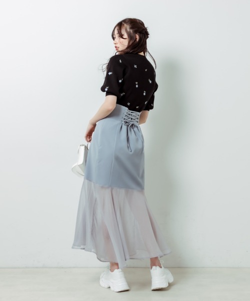 OLIVE des OLIVE（オリーブデオリーブ）の「花刺繍ニット（ニット/セーター・レディース・イエロー/ブラック/オフホワイト・FREE）」の17枚目の写真