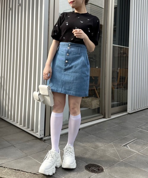 OLIVE des OLIVE（オリーブデオリーブ）の「花刺繍ニット（ニット/セーター・レディース・イエロー/ブラック/オフホワイト・FREE）」の14枚目の写真