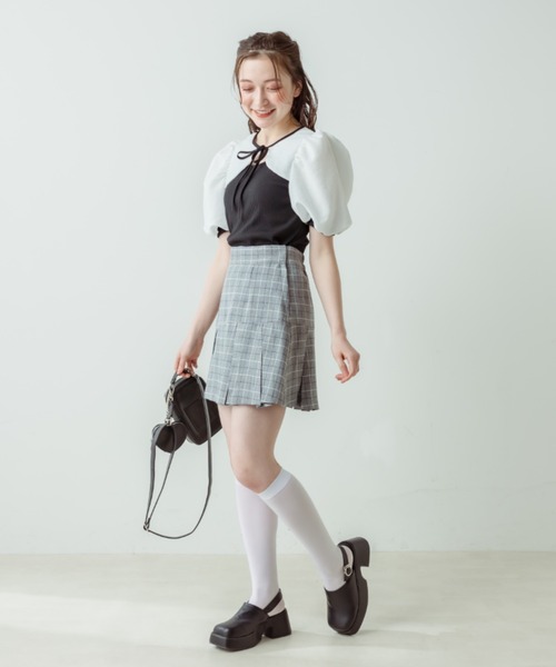 OLIVE des OLIVE（オリーブデオリーブ）の「袖異素材配色プルオーバー（Tシャツ/カットソー・レディース・ブラック/オフホワイト/サックスブルー・FREE）」の11枚目の写真