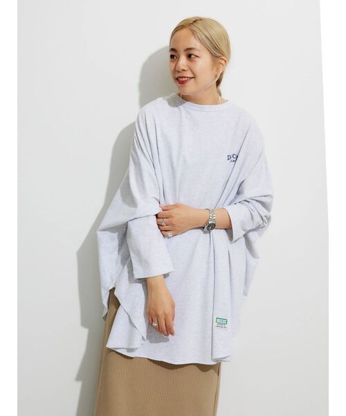 DISCUS ATHLETIC(ディスカス アスレチック)の「DISCUS ポンチョカットプルオーバー(Tシャツ/カットソー・レディース・ブルー/ブラック/ホワイト系その他・FREE)」の18枚目の写真