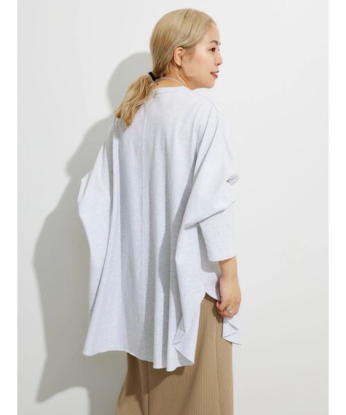 DISCUS ATHLETIC(ディスカス アスレチック)の「DISCUS ポンチョカットプルオーバー(Tシャツ/カットソー・レディース・ブルー/ブラック/ホワイト系その他・FREE)」の14枚目の写真