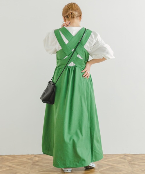 ITEMS URBANRESEARCH(アイテムズ アーバンリサーチ)の「バッククロスリネンワンピース(ジャンパースカート・レディース・パープル/モカ/グリーン系その他/ライトブルー/オレンジ/ブラック・SMALL/MEDIUM)」の14枚目の写真