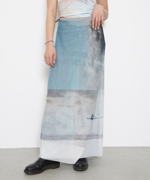 TheOpen Product（ザオープンプロダクト）の「THE OPEN PRODUCT PRINTED MAXI WRAP SKIRT GTO212SK007（スカート・レディース・グレー・1）」の13枚目の写真