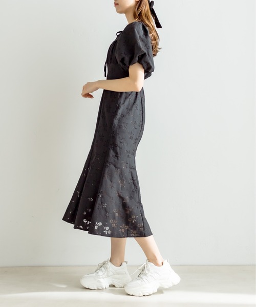 OLIVE des OLIVE（オリーブデオリーブ）の「【WEB限定】魅力的レディ胸開きワンピース（ワンピース・レディース・チェック/ライトグレー/ホワイト/ブラック/オフホワイト・FREE）」の8枚目の写真