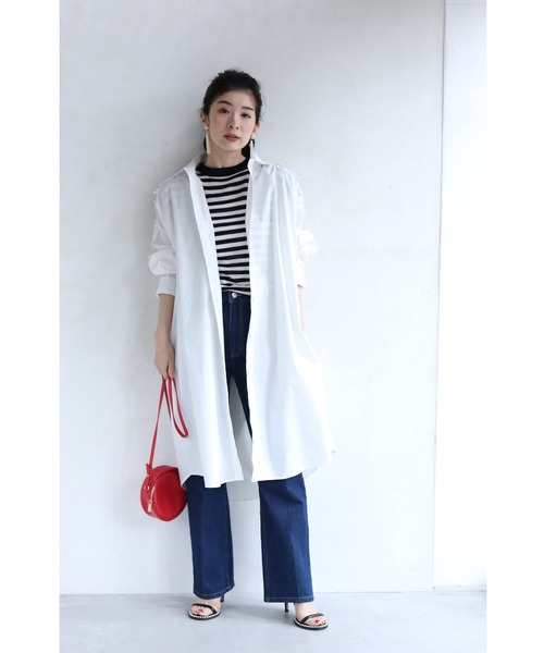 cawaii（カワイイ）の「肩から流れ咲くレリーフレースのロングシャツワンピース（ワンピース・レディース・ホワイト・FREE）」の4枚目の写真
