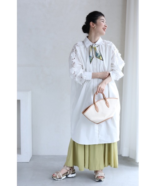 cawaii（カワイイ）の「肩から流れ咲くレリーフレースのロングシャツワンピース（ワンピース・レディース・ホワイト・FREE）」の18枚目の写真
