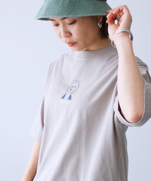 CRAFT STANDARD BOUTIQUE（クラフトスタンダードブティック）の「MUSE TEE（Tシャツ/カットソー・レディース・グレイッシュベージュ/オフホワイト/チャコールグレー・L/M/XL）」の3枚目の写真