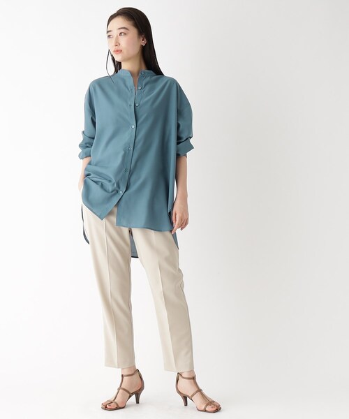 OPAQUE.CLIP（オペークドットクリップ）の「◆リラクシーバンドカラーシャツ【洗濯機洗い可】（シャツ/ブラウス・レディース・オフホワイト/ライトブルー/カーキ/チャコールグレー・38/40）」の11枚目の写真