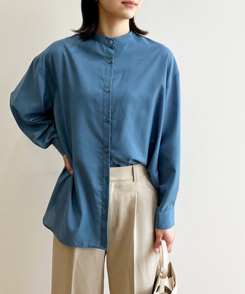 OPAQUE.CLIP（オペークドットクリップ）の「◆リラクシーバンドカラーシャツ【洗濯機洗い可】（シャツ/ブラウス・レディース・オフホワイト/ライトブルー/カーキ/チャコールグレー・38/40）」の21枚目の写真