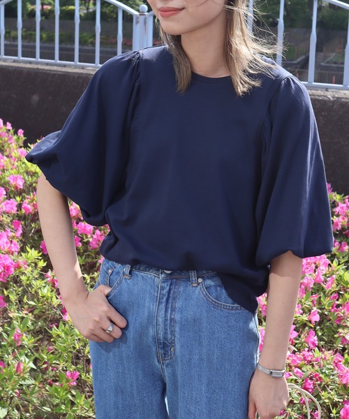 AMERICAN HOLIC(アメリカンホリック)の「ドルマンギャザーカットプルオーバー(Tシャツ/カットソー・レディース・ネイビー/ブラック/その他7/オフホワイト・M/L)」の4枚目の写真