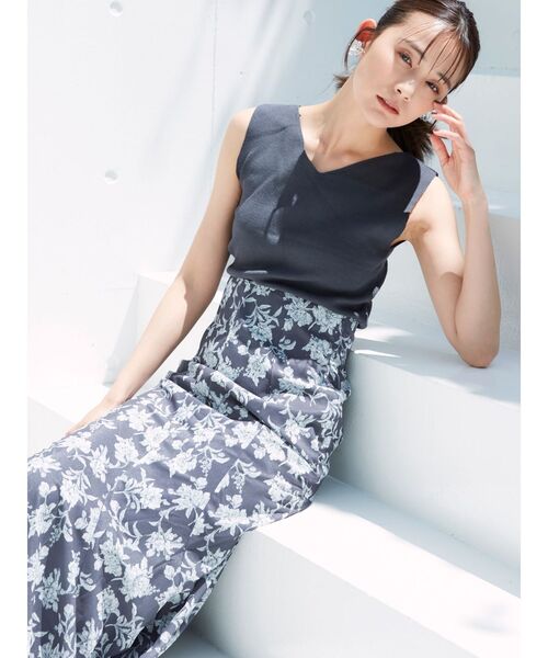 MERCURYDUO(マーキュリーデュオ)の「2WAYノースリーブネックレス付きニット(ニット/セーター・レディース・オフホワイト/チャコールグレー/ライトブルー/ベビーピンク・FREE)」の14枚目の写真