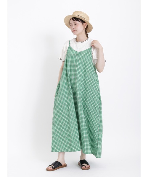 Samansa Mos2(サマンサ モスモス)の「ポコポコ素材前後着キャミワンピース(ワンピース・レディース・ブラック/オフホワイト/ピンク/グリーン/キャメル・F)」の16枚目の写真