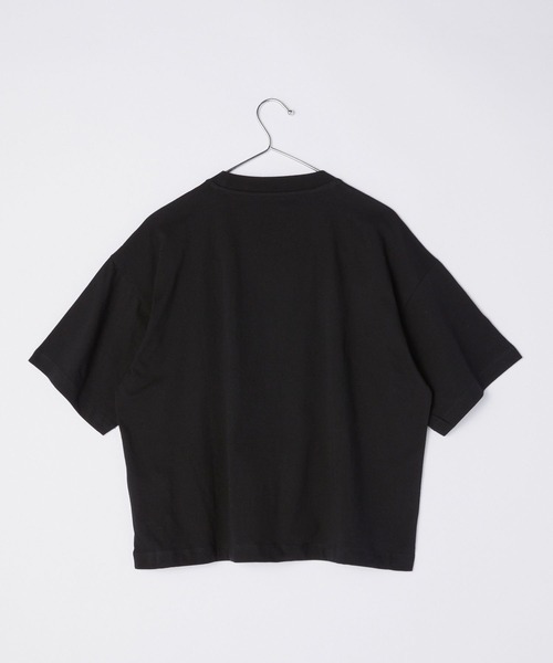 Carhartt WIP(カーハートダブリューアイピー)の「CARHARTT WIP S/S CHASE T-SHIRTSカーハート ワークインプログレス ワンポイント Tシャツ(Tシャツ/カットソー・レディース・ブラック/ベージュ・LARGE/MEDIUM/SMALL/X-SMALL)」の3枚目の写真