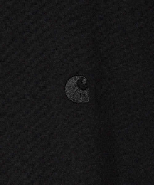 Carhartt WIP(カーハートダブリューアイピー)の「CARHARTT WIP S/S CHASE T-SHIRTSカーハート ワークインプログレス ワンポイント Tシャツ(Tシャツ/カットソー・レディース・ブラック/ベージュ・LARGE/MEDIUM/SMALL/X-SMALL)」の6枚目の写真
