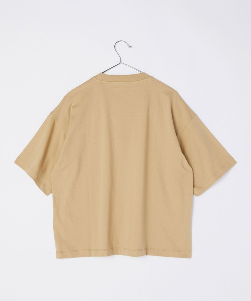 Carhartt WIP(カーハートダブリューアイピー)の「CARHARTT WIP S/S CHASE T-SHIRTSカーハート ワークインプログレス ワンポイント Tシャツ(Tシャツ/カットソー・レディース・ブラック/ベージュ・LARGE/MEDIUM/SMALL/X-SMALL)」の7枚目の写真