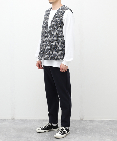 EDIFICE（エディフィス）の「ホールパターン ジャカードベスト（その他アウター・メンズ・ブラック/ブラック系その他・LARGE/MEDIUM）」の22枚目の写真