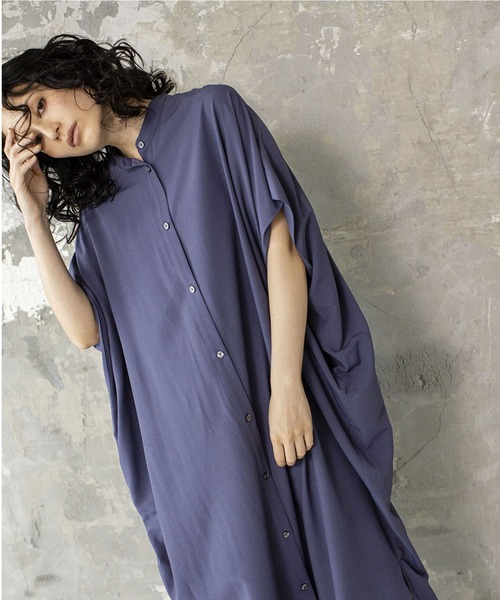 OSMOSIS(オズモーシス)の「タックシャツワンピース(シャツワンピース・レディース・パープル/ライトベージュ/ブラック・ONE SIZE)」の3枚目の写真