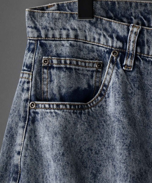SITRY（シトリー）の「Wide Tapered Zip Denim pants/ワイドテーパード ジップ デニム パンツ（デニムパンツ・メンズ・ホワイト/ブラック/ケミカルウォッシュ/ライトブラック・L/M）」の8枚目の写真