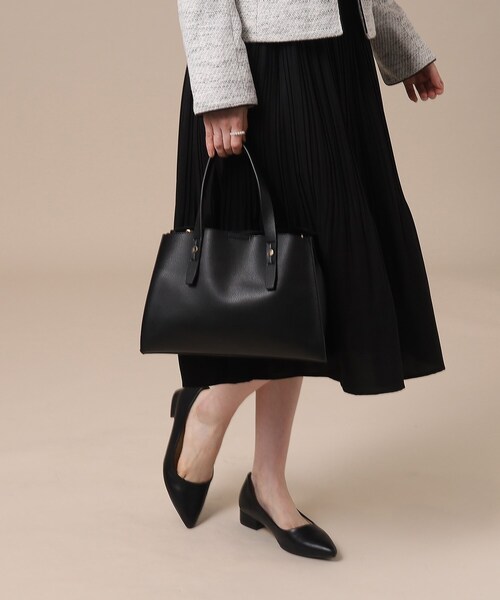 SHOO・LA・RUE（シューラルー）の「◆【セレモニー】センターポケットトートバッグ（トートバッグ・レディース・グレー/アイボリー/ブラック・00）」の4枚目の写真